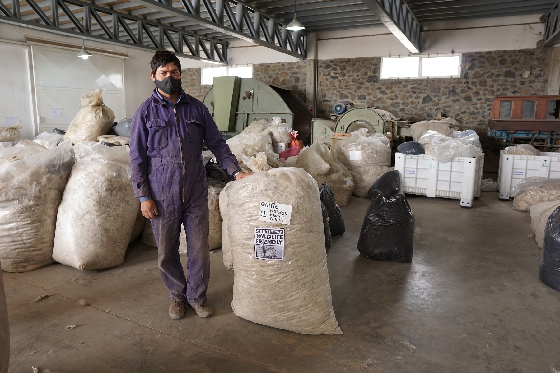 Productor de la Cooperativa Agropecuaria de Comercialización de Pequeños Productores de la Zona Centro de Neuquén.